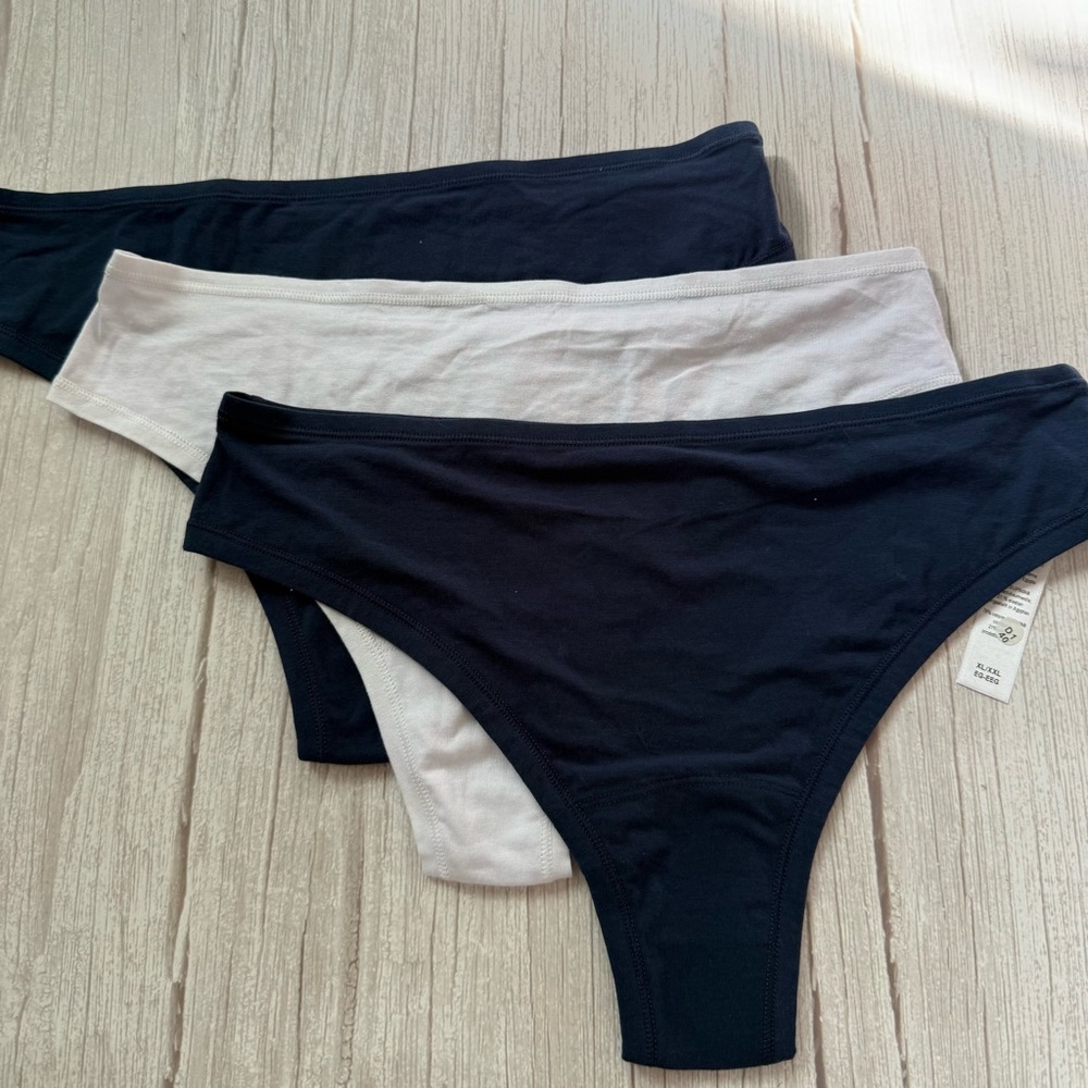 Play Assorted 3-Pack Thongs Hanky Panky Size XL/XXL